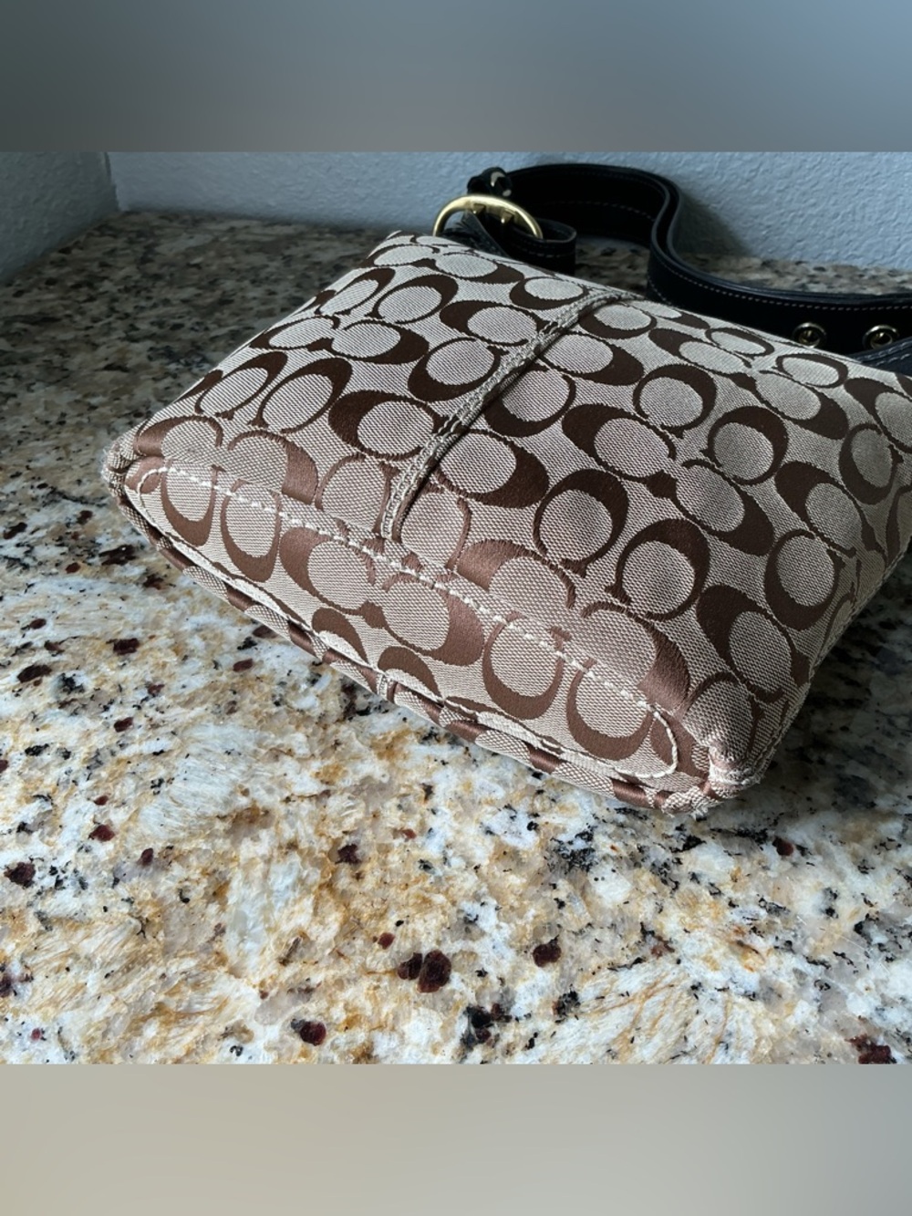 Coach Bleecker Signature Canvas 2 Way Bucket Bag - Picture 7 of 9